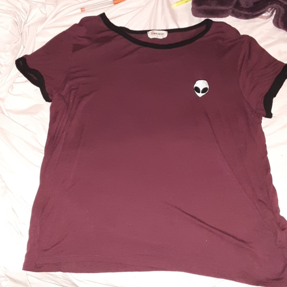 Alien embroidered maroon shirt